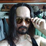 Taras, 47